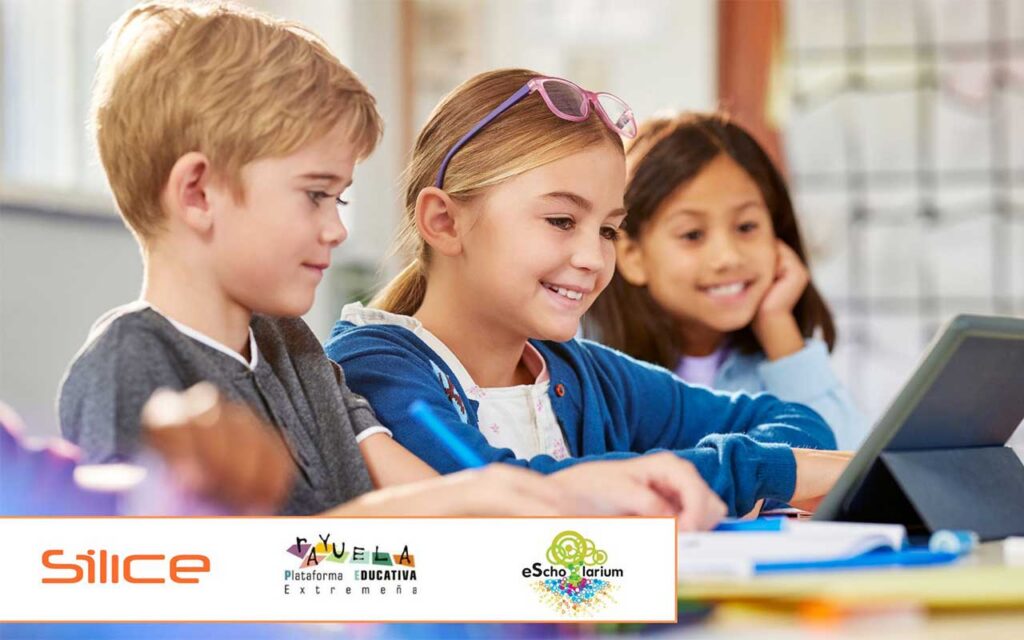 Soporte digital educativo de Extremadura con plataformas Rayuela y eScholarium, gestionadas por Sílice y Telefónica