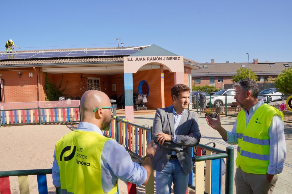 Las Rozas inicia las obras de instalación de cerca de 1.800 paneles fotovoltaicos en otros 15 edificios municipales