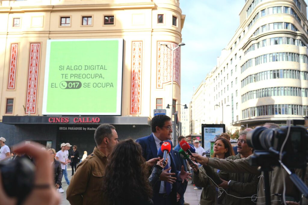 El Gobierno lanza nueva campaña de publicidad del teléfono del INCIBE: “Si algo digital te preocupa, el 017 se ocupa”