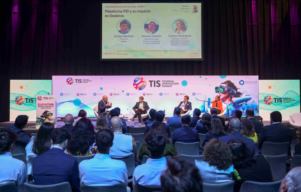 SEGITTUR y TIS2025 colaboran en el impulso de la innovación en turismo  