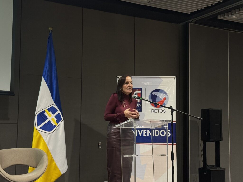 Una catedrática de la UPV lidera el estudio de la incorporación de la IA en las universidades colombianas
