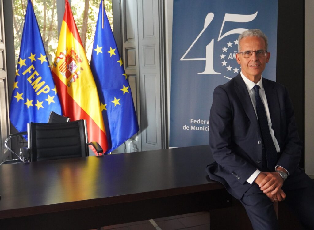 La FEMP sella una alianza con once universidades para impulsar la economía del dato y el desarrollo tecnológico de los territorios