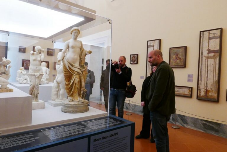Applying innovation to preserve cultural heritage colour