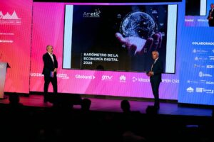 Presentación del Barómetro de la Economía Digital 2026 durante el 40º Encuentro de AMETIC